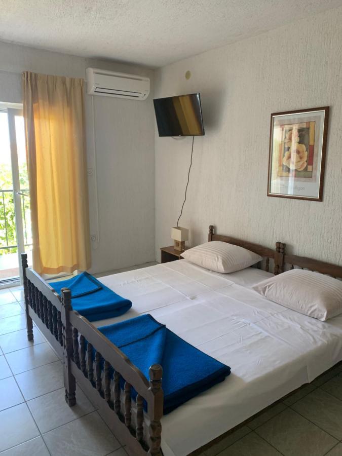 Apartmani Dzapo Srima Exteriör bild