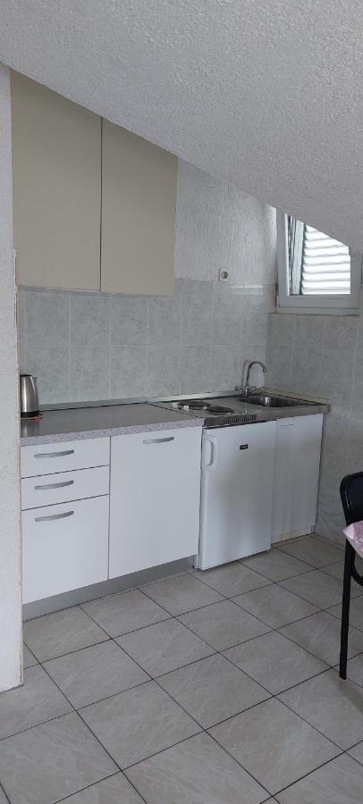 Apartmani Dzapo Srima Exteriör bild